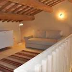 Borgo Farneto * Montecarotto