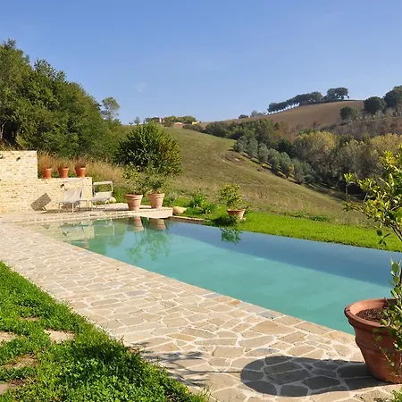 Borgo Farneto Lejlighed Montecarotto