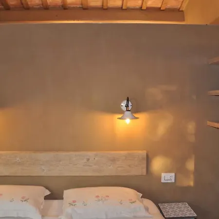 Borgo Farneto 아파트 몬테카로토